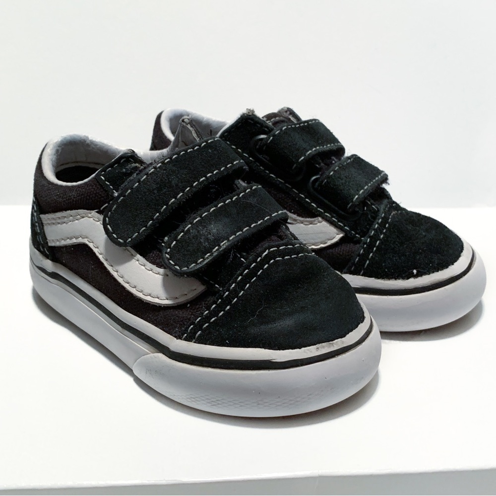 Vans Black and White Toddler size 4